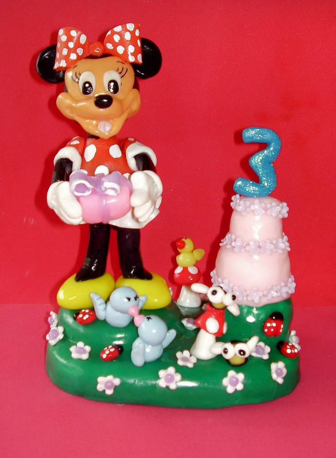  ... BIENVENIDOS A MI MUNDO!: Minnie Vestida de rojo