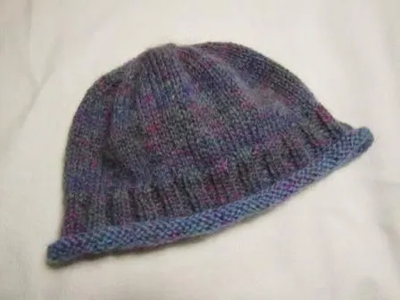 bigunki, pequeños amigurumis: Gorro a dos agujas