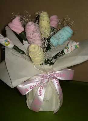 Mis puntadas preferidas: Baby shower católico