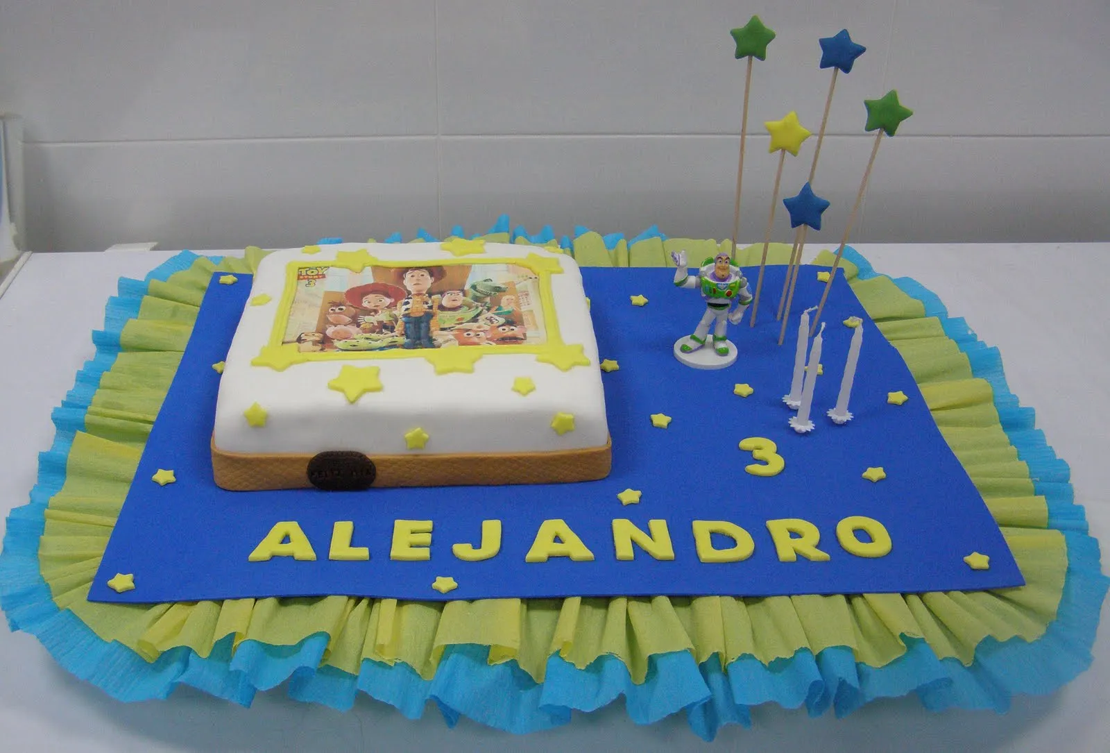 El blog de Fresa y Chocolate: TARTA TOY STORY