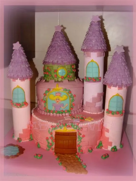 El blog de Megasilvita.com: TARTA CASTILLO PRINCESA CLAUDIA