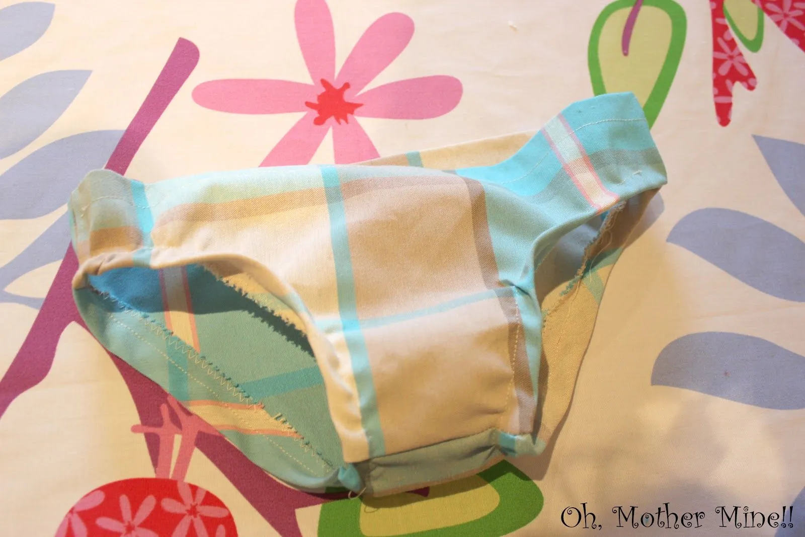 Blog costura y diy: Oh, Mother Mine DIY!!: Tutorial: Cubre pañales ...