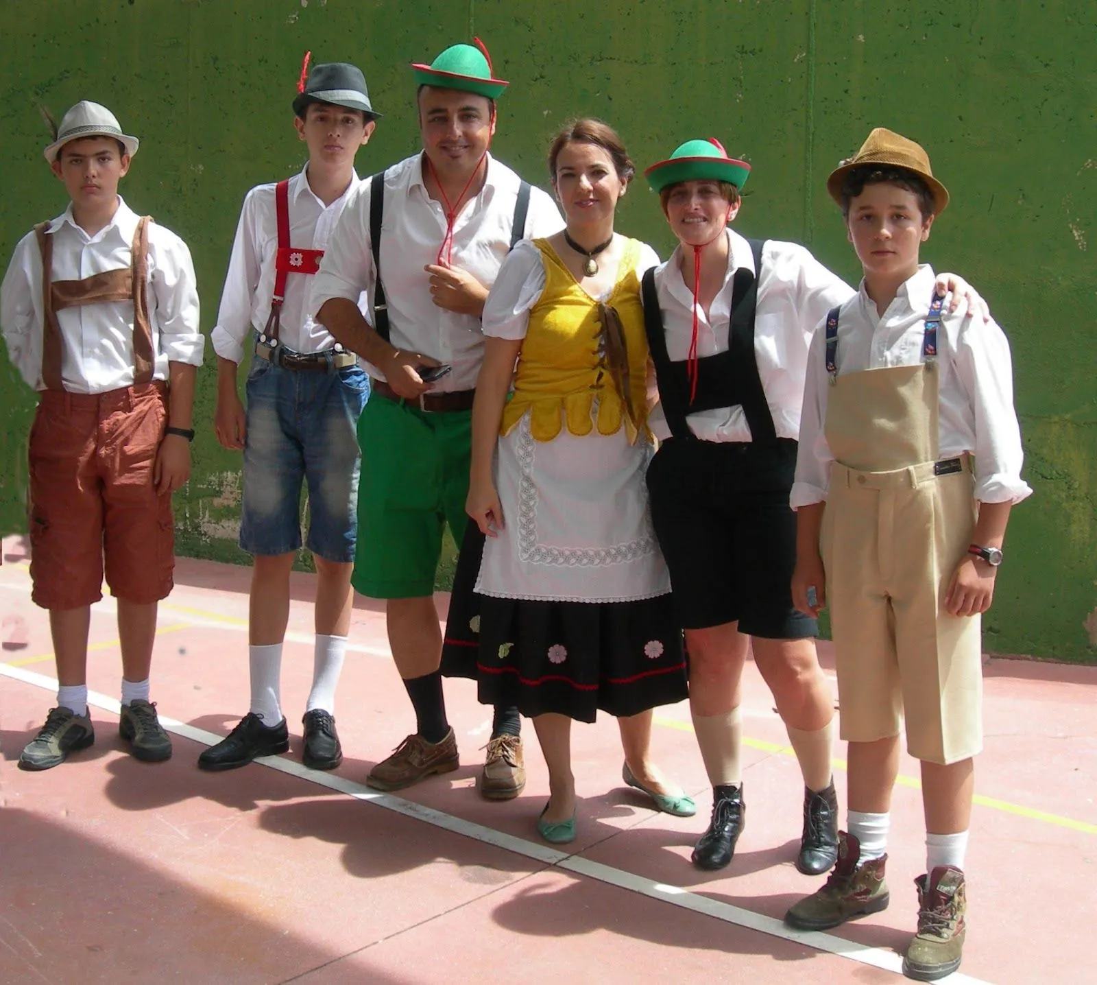 EL BLOGTICIARIO: FIESTA FIN DE CURSO: LA POLKA ALEMANA