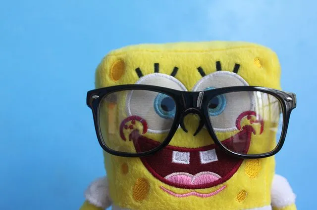 Bob esponja con lentes - Imagui