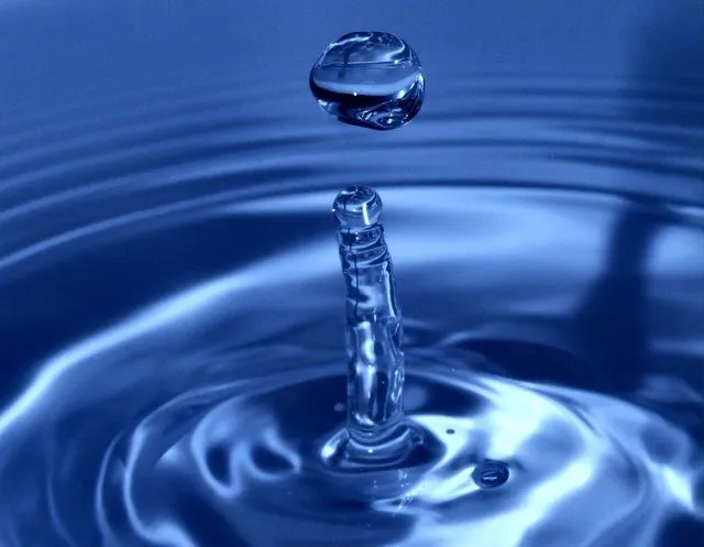 Agua en movimiento gif - Imagui