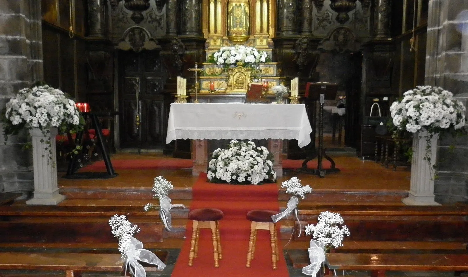 Flores decoración Iglesia. Centros flores para boda.