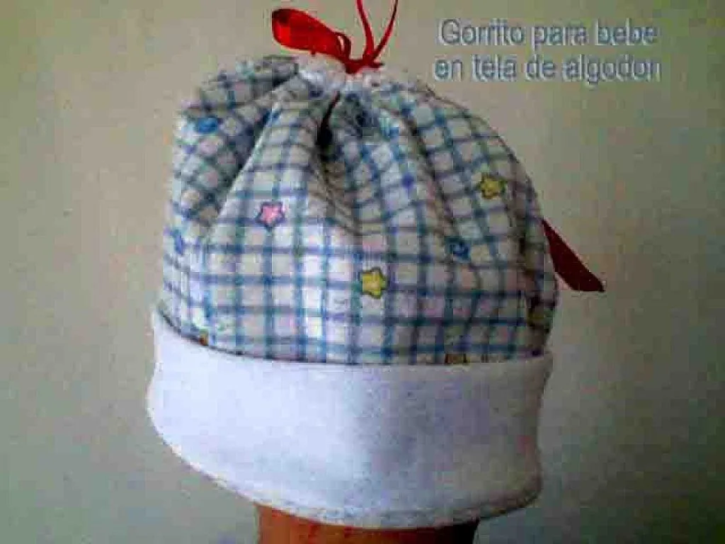 Originales gorros para bebés | Aprender manualidades es facilisimo.