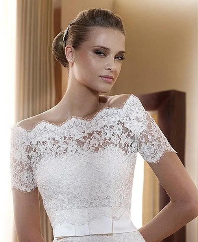 8 Boleros para novias Pronovias 2011