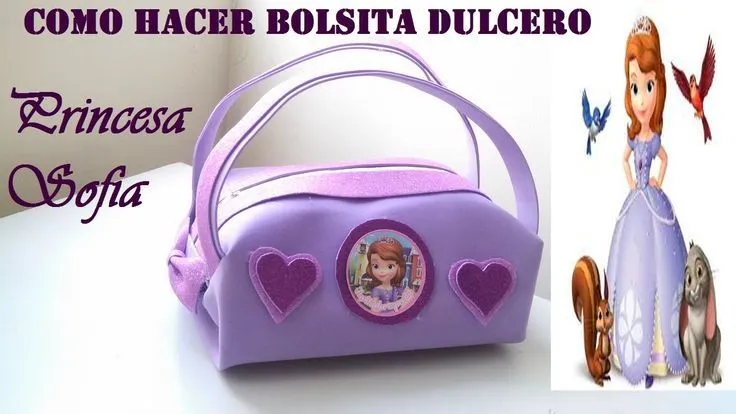bolsitos en goma eva on Pinterest | Candy Bags, Club Penguin and ...