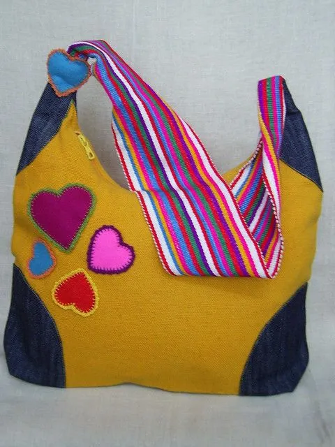 Bolso Amarillo y corazones | Flickr - Photo Sharing!