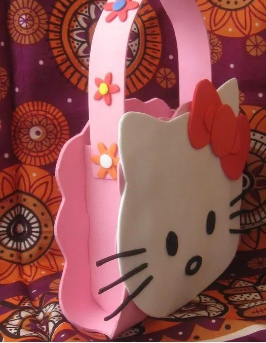 Bolso de Hello Kitty en foamy • Manualidades con Foamy