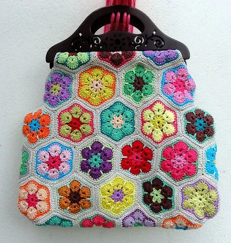 Bolsos en crochet con flores - Imagui