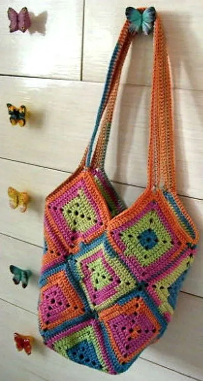 Bolsos de crochet modernos y actuales - Fall In Style