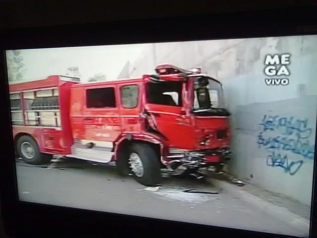 BOMBEROS 132: Accidente de carro de la 22a. Compañía de Bomberos ...