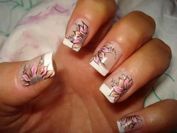 Bonitos Diseños de Uñas con Flores - ε Diseños e Ideas originales ...