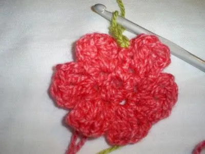 Bordar, Tejer y Algo Mas...: Un paso a paso de Flor a crochet