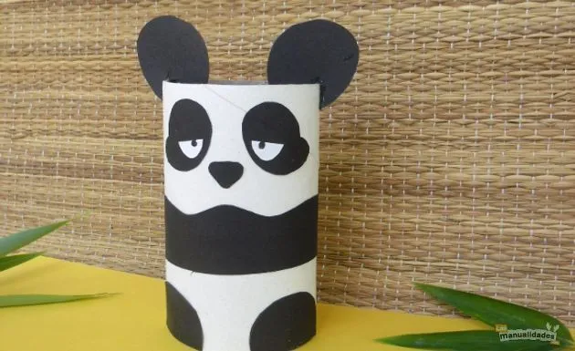 El bosque de Campanilla: Manualidades. Oso Panda de carton reciclado