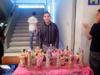 Botellas adornadas con dulces - Imagui