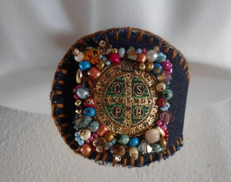 brazalete de escapulario San Benito | Mezclilla 100% handmade ...