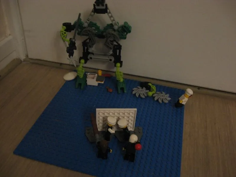 Brickshelf Gallery - mecha_001.jpg