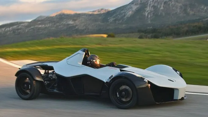 Briggs Automotive Company - BAC Mono: Rollout des britischen ...