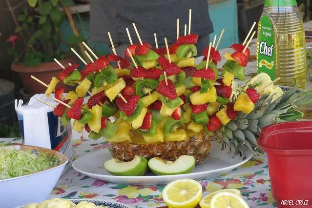 Brochetas de frutas | Fruit skewers | Flickr - Photo Sharing!