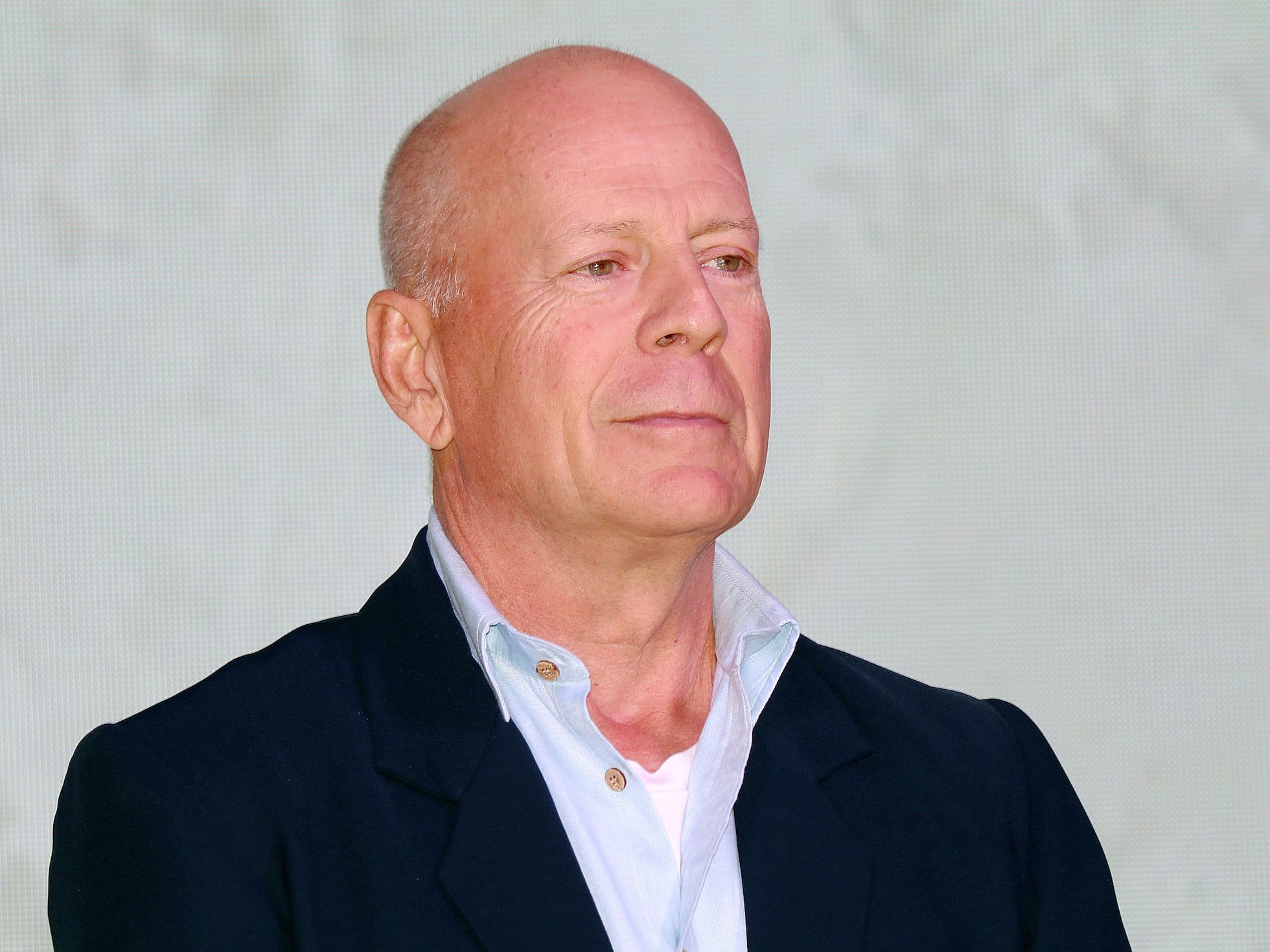 Bruce Willis at 70, the film legend whose memory is fading and who is supported by seven women | Culture | EL PAÍS English