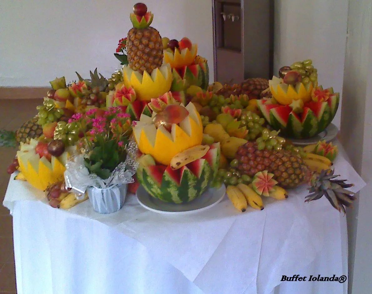 BUFFET IOLANDA: Mesa de Frutas!