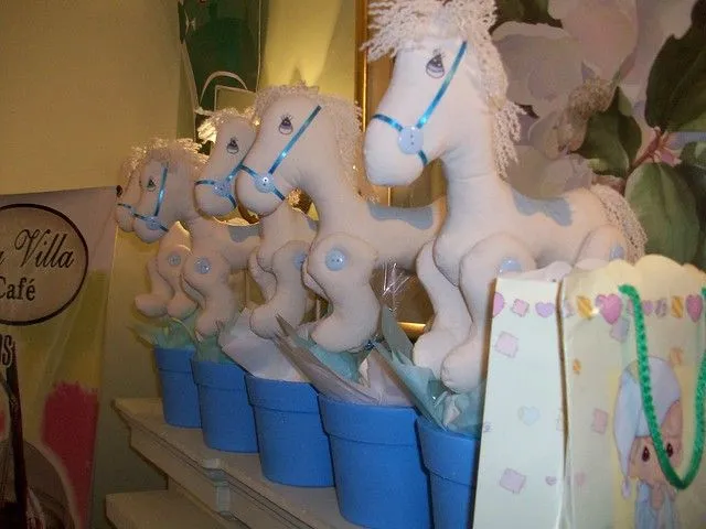 caballitos estos fueron centros de mesa para un baby shower