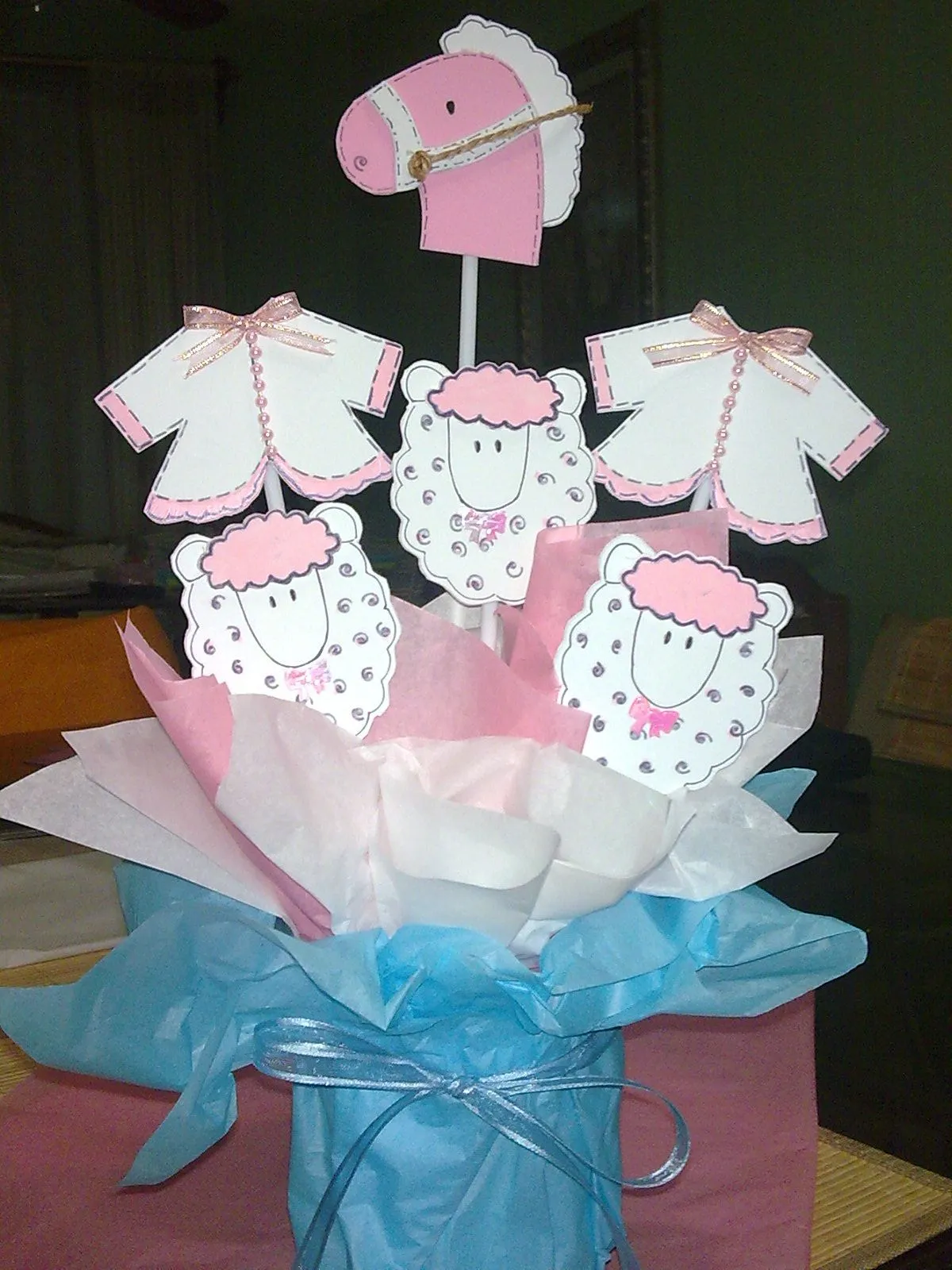 Caballitos de foami para baby shower - Imagui