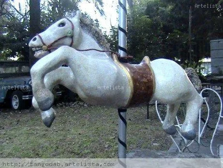 caballo de calesita Daniel Bagnoli - Artelista.