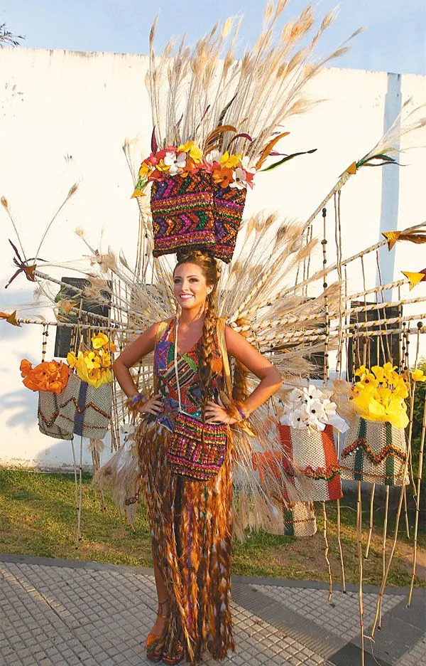 Café Típico De Reinas | Carnaval de Santa Cruz Bolivia