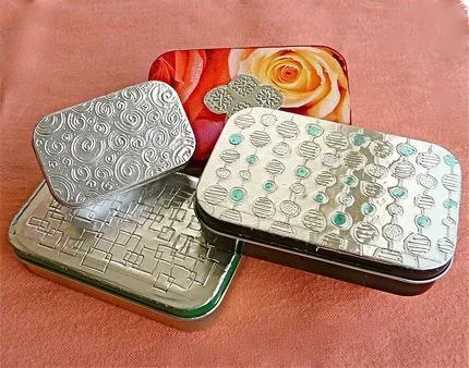 Caja decorada con aluminio repujado - Guía de MANUALIDADES