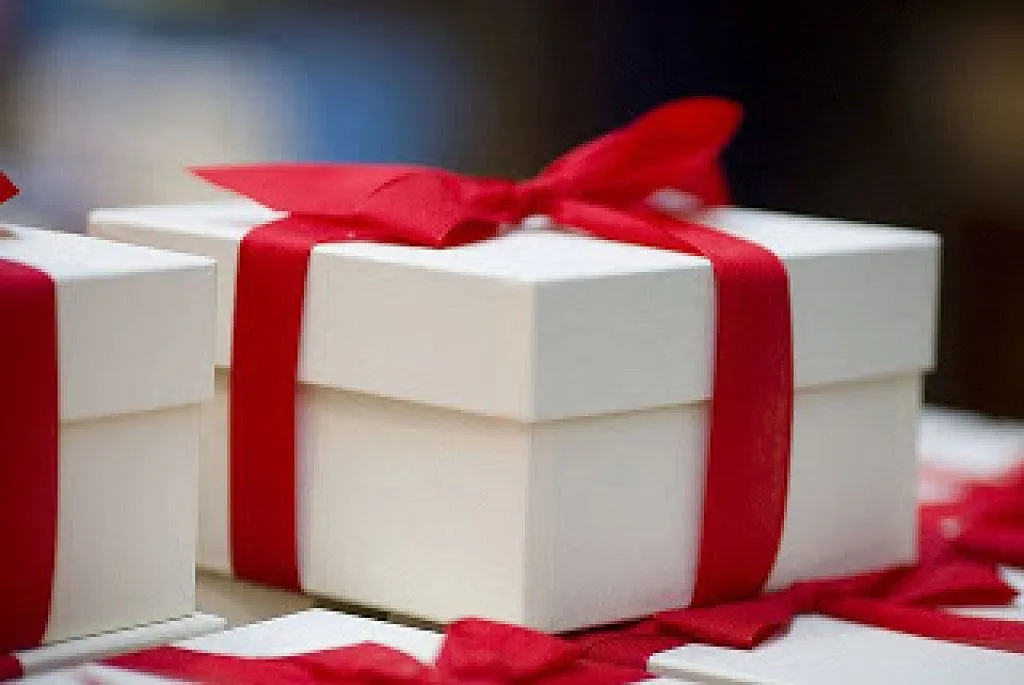 cajas de papel | Preparar tu boda es facilisimo.