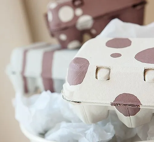 Cajas-regalo con hueveras de cartón para el Día de la Madre ...