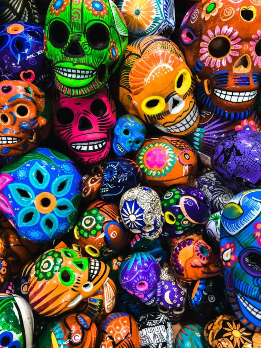 Calaveras decoradas y todo sobre decoración para Día de Muertos - México  Desconocido