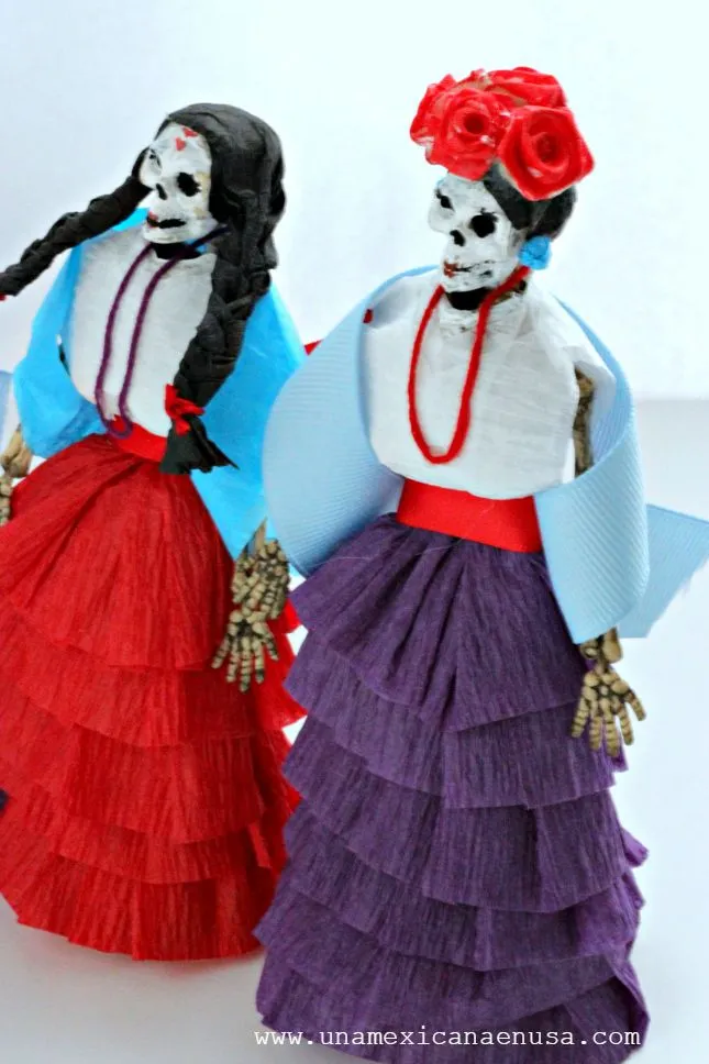 Calaveras decoradas con papel crepé – Una Mexicana en USA