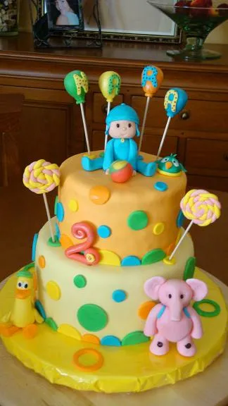 Al Calor de los Fogones"...: TARTA POCOYO PARA NARA