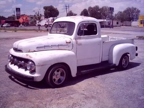 Camioneta clasica ford 51 - Coahuila, Mexico - Autos