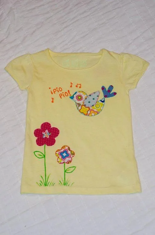 camiseta decorada con tela | Aprender manualidades es facilisimo.