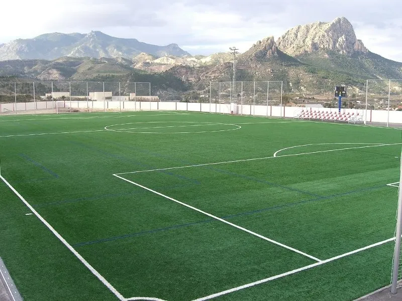 Campo municipal de fútbol 11 de césped artifical La Arboleja