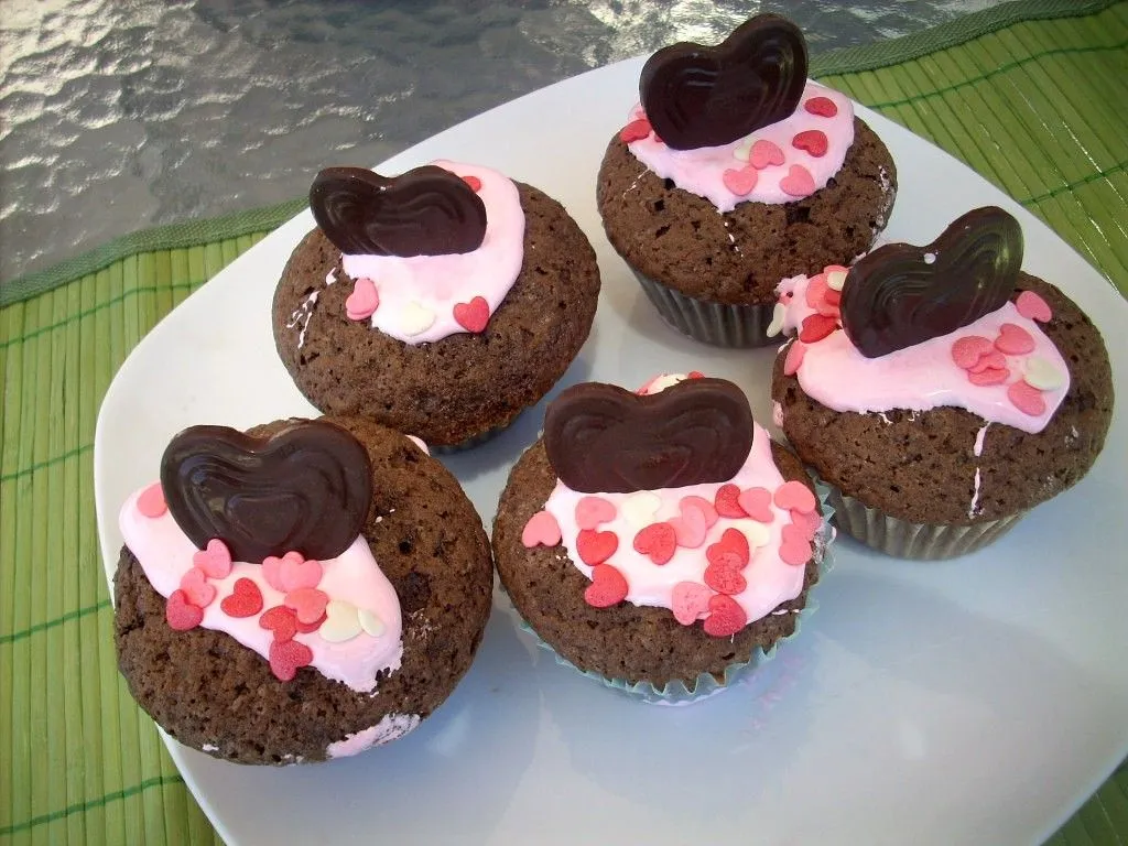 Canela kitchen: San Valentine's cupcakes