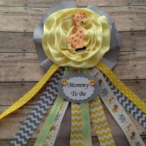 capia corsage baby shower tematica de por AlittleSweetBowtique