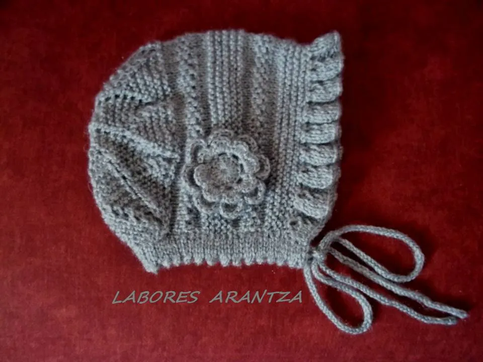 CAPOTAS DE BEBÉ/BABY BONNETS | Handmade by Arantza/Labores Arantza