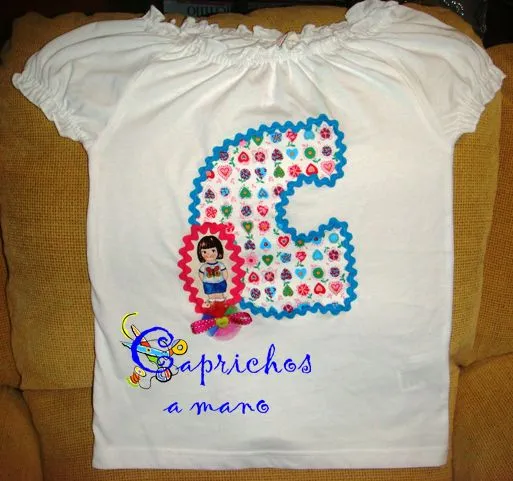 Caprichos a mano: Camiseta decorada para Carmen