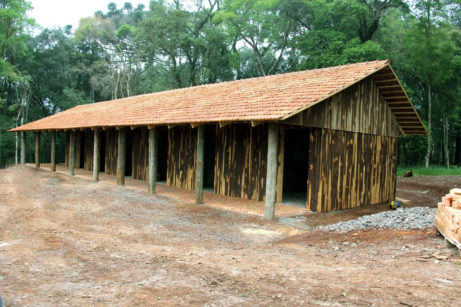 C.a.r Construções: Construção de Baia para Cavalos.