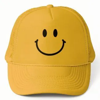 Gorra carita feliz