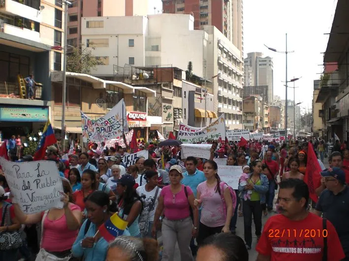 Caracas, marcha por la revolución urbana y el socialismo ...