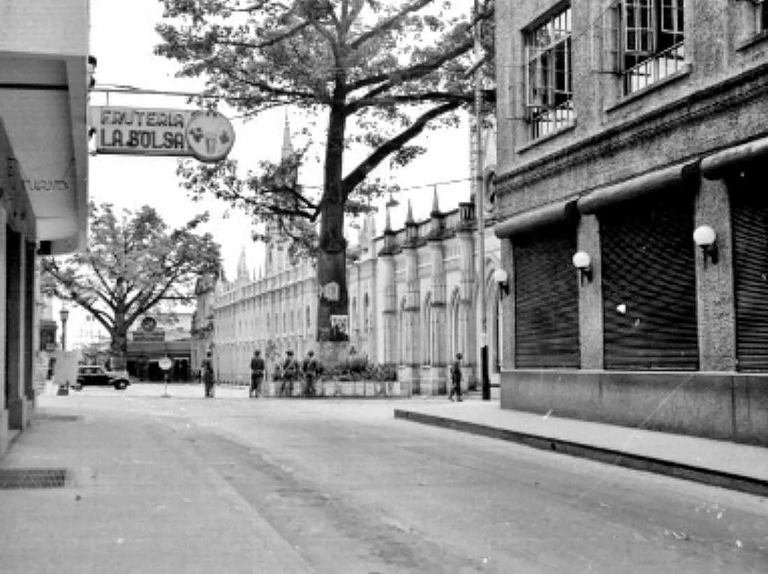 CARACAS EN RETROSPECTIVA: En imágenes el golpe a Rómulo Gallegos ...