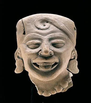 Carita sonriente / Los Cerros / Cultura Centro de Veracruz